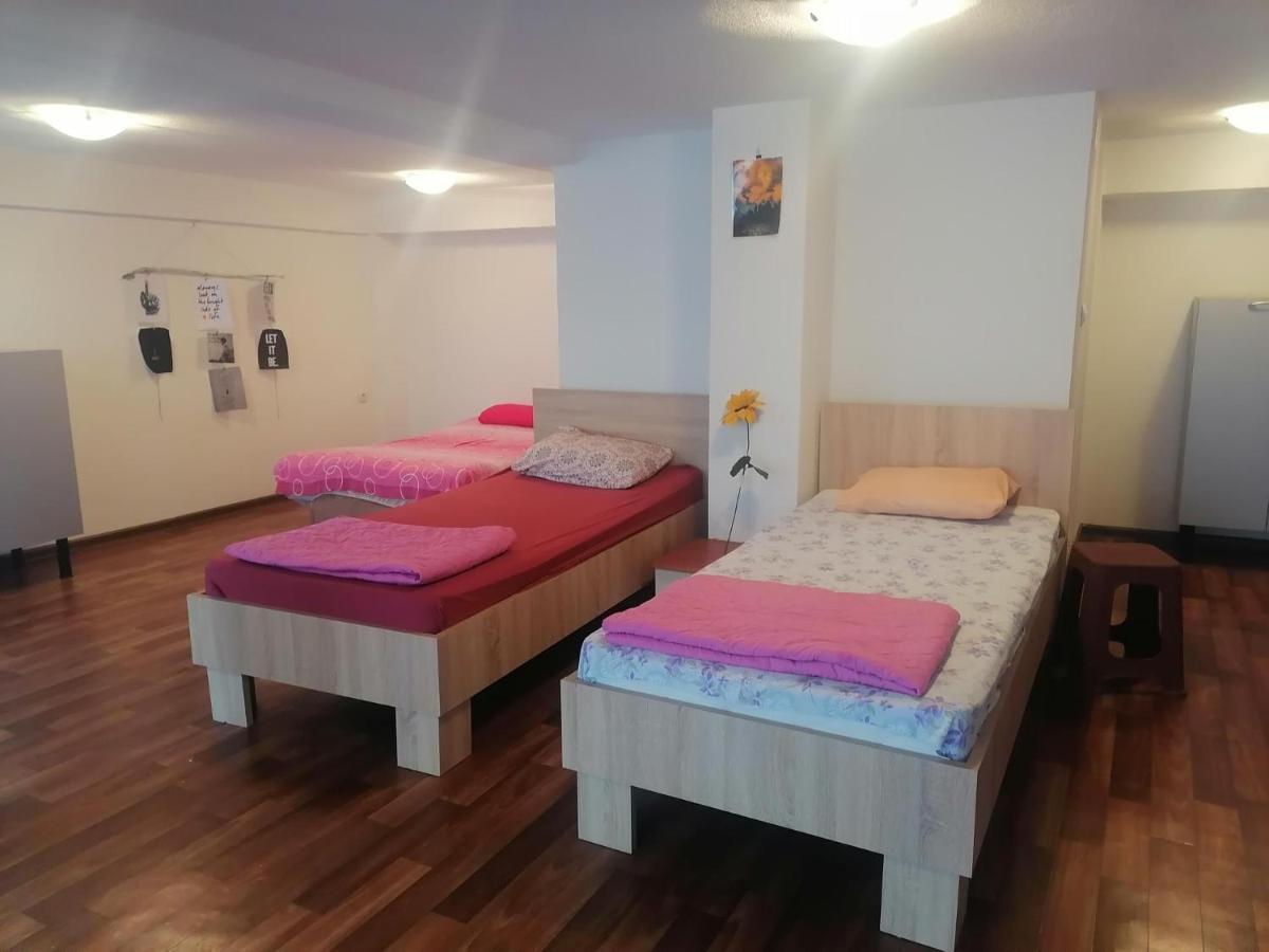 Blue Lake Hostel Охрид Екстер'єр фото