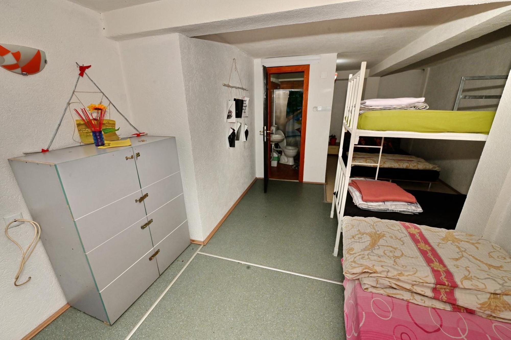 Blue Lake Hostel Охрид Екстер'єр фото