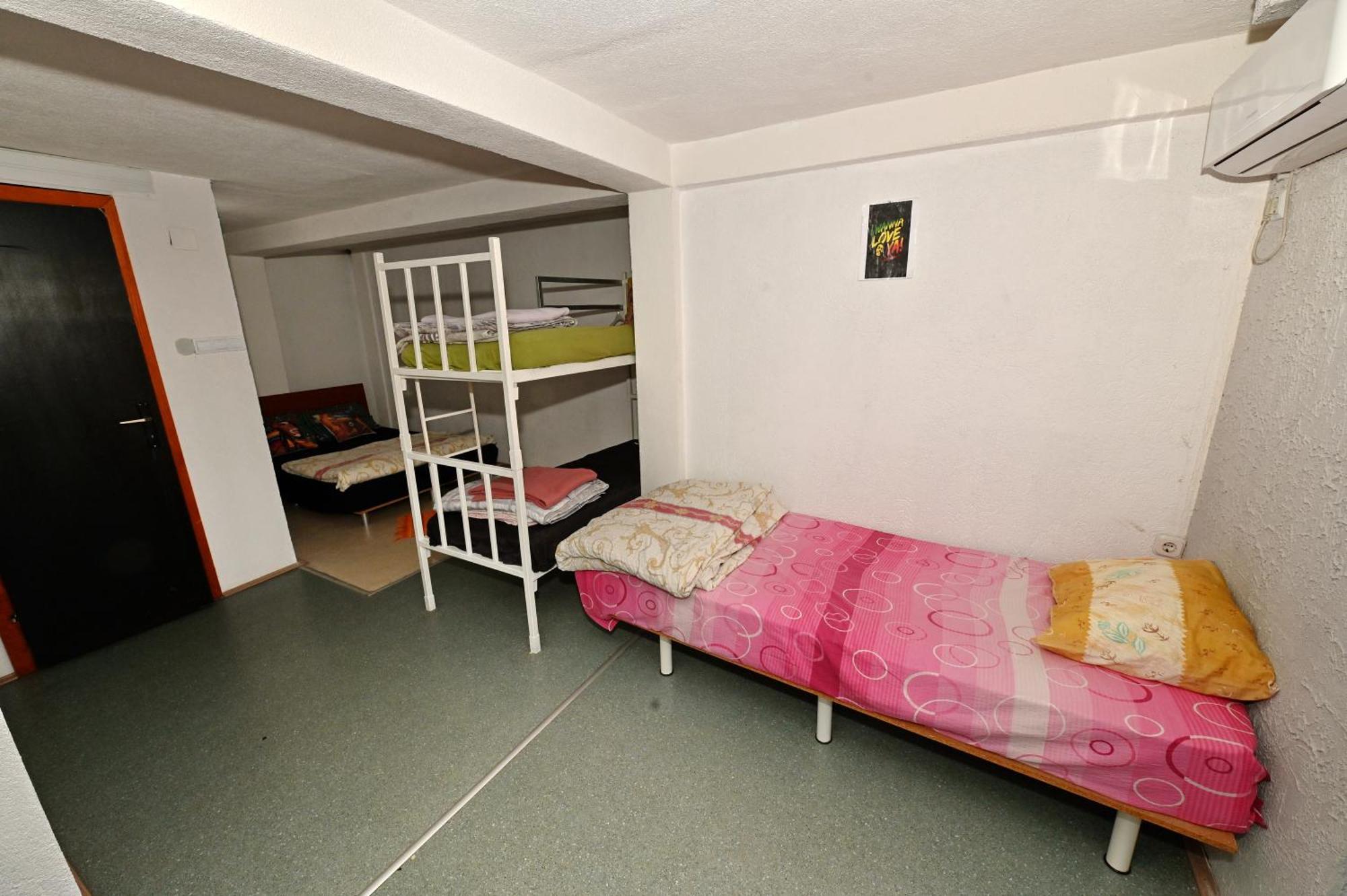Blue Lake Hostel Охрид Екстер'єр фото
