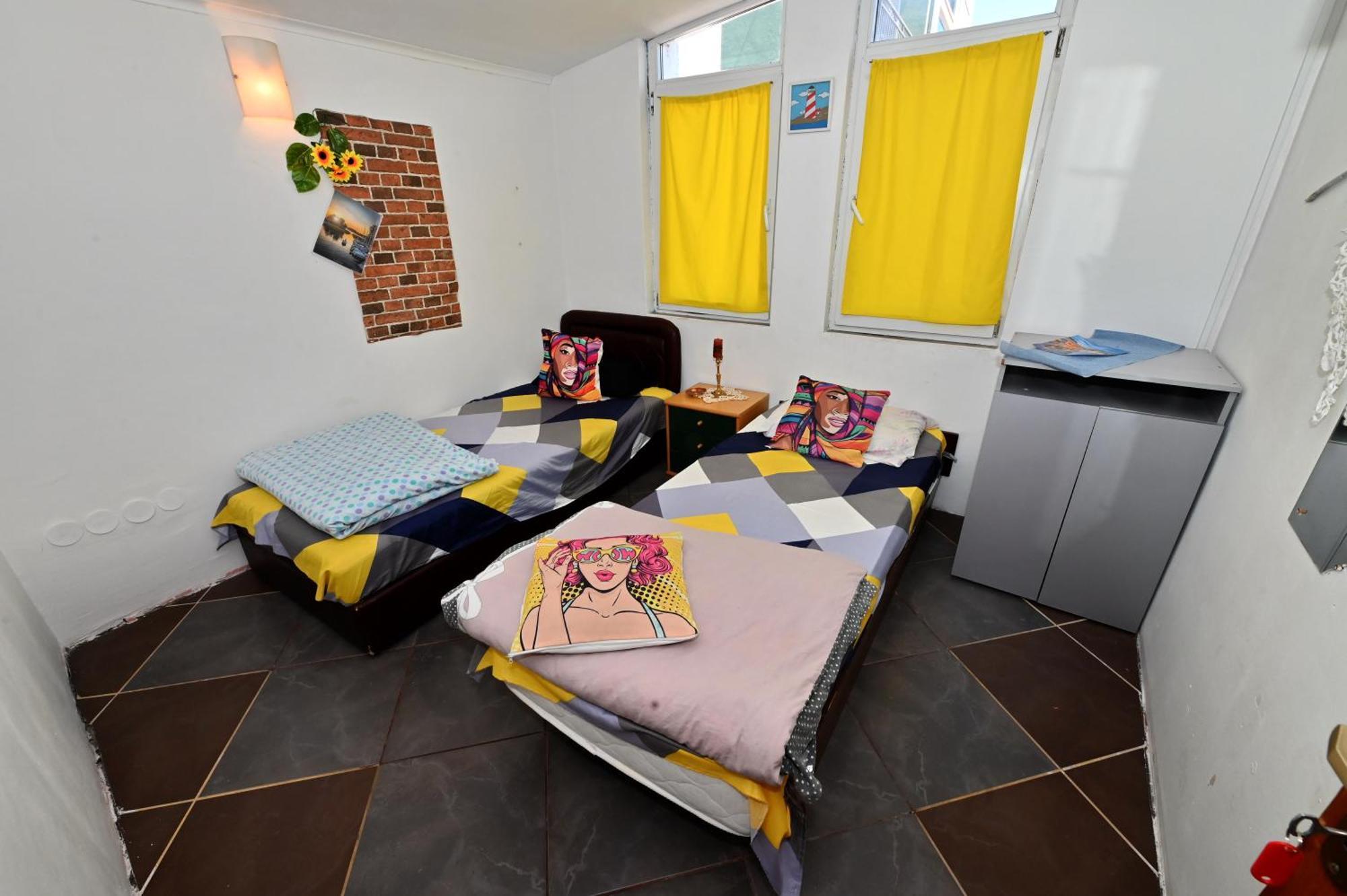 Blue Lake Hostel Охрид Екстер'єр фото